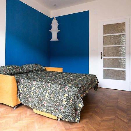 700MstazionecentraleAmpio Trilocale Con 2Balconi Trieste Exteriör bild