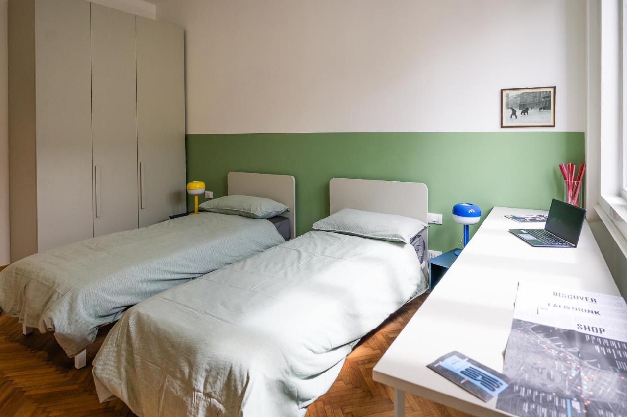 700MstazionecentraleAmpio Trilocale Con 2Balconi Trieste Exteriör bild